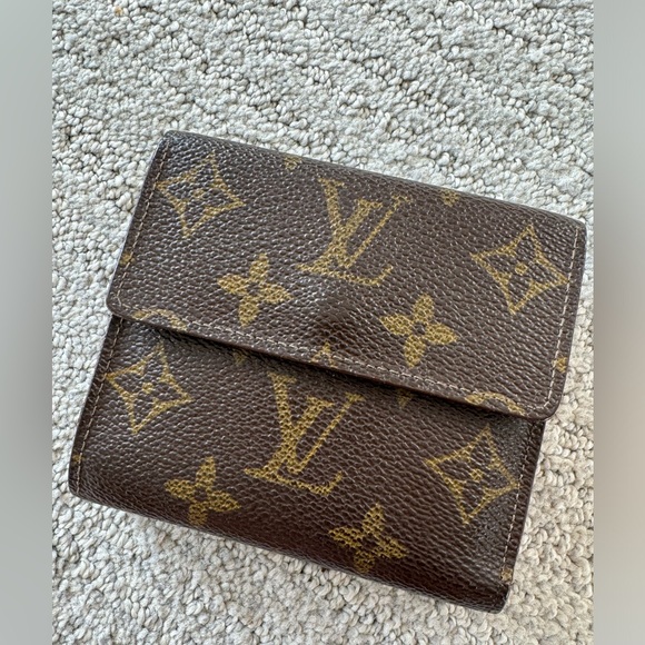 Authentic LV monogram compact wallet - Picture 11 of 11